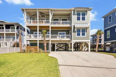 Front of House
CG 10.2022