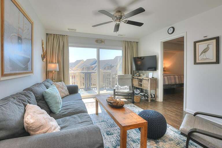 Living Room 
GW 9.2022