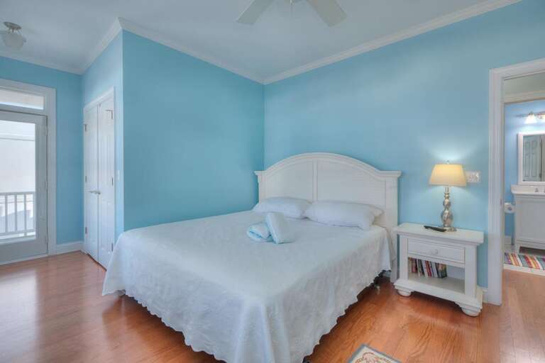Bedroom 
GW 12.2022