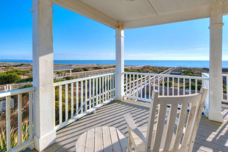 Ocean Views
GW 12.2022