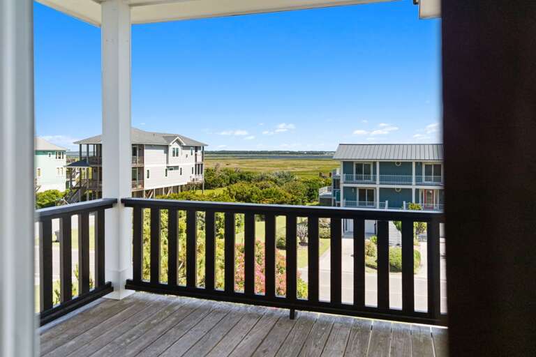 Balcony
MB 6-19-25