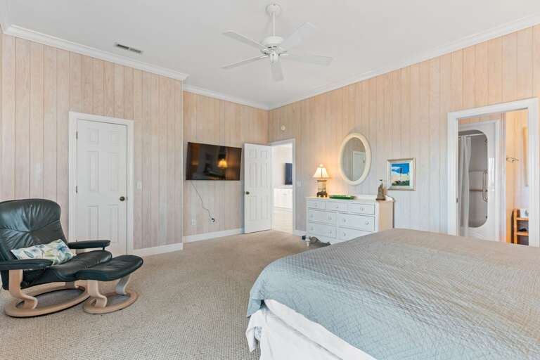 Bedroom 
 MB 6-19-25