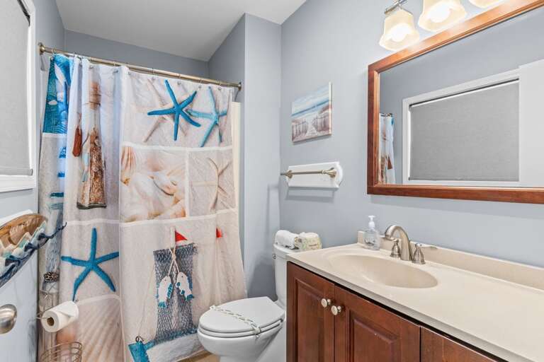 Full Bathroom Shower/Tub
CAM 8-13-25