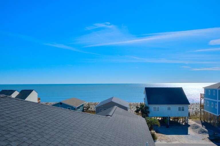 Ocean Views
GW 12.2022