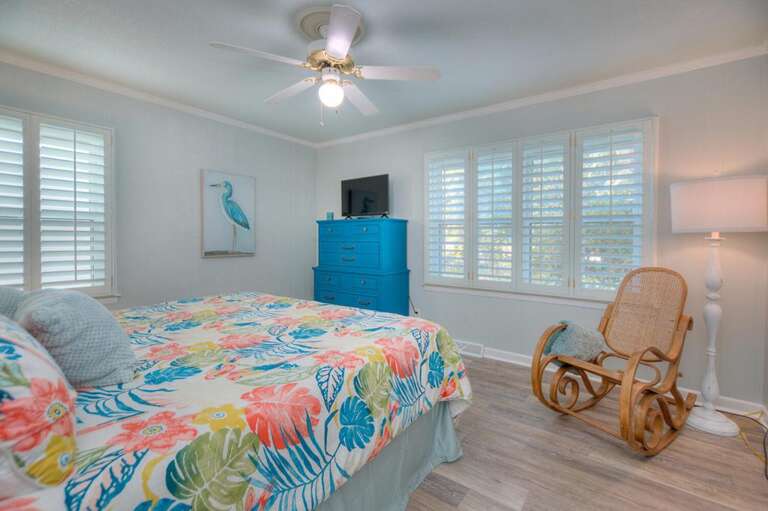 Bedroom 
GW 11.2022