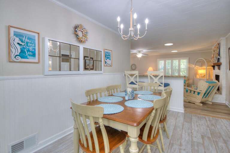 Dining Room
GW 11.2022