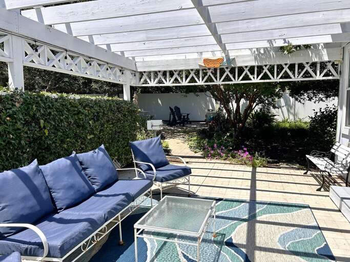 Sitting area