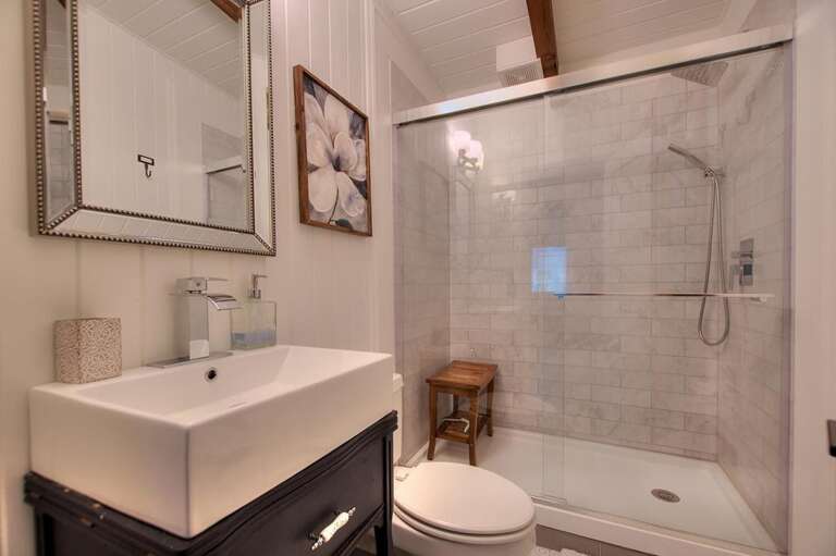 Bathroom 
GW 1.2023