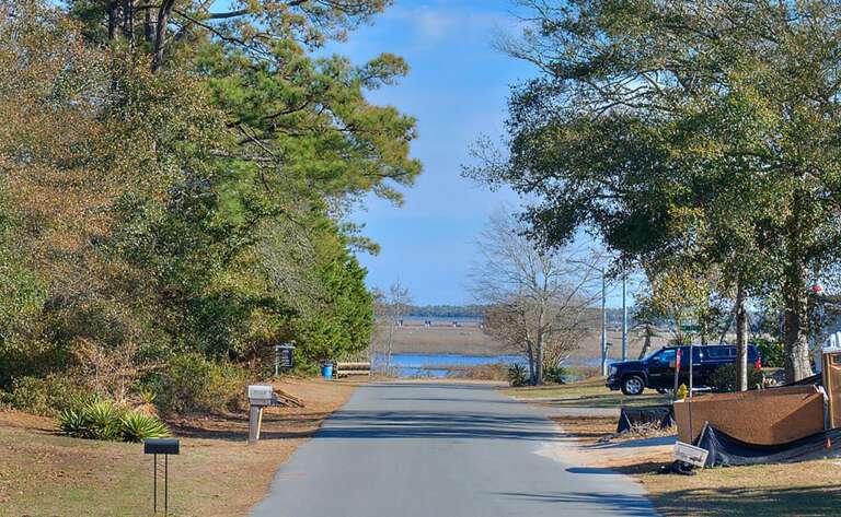 Hemingway's Roost 41 GW 1.2023