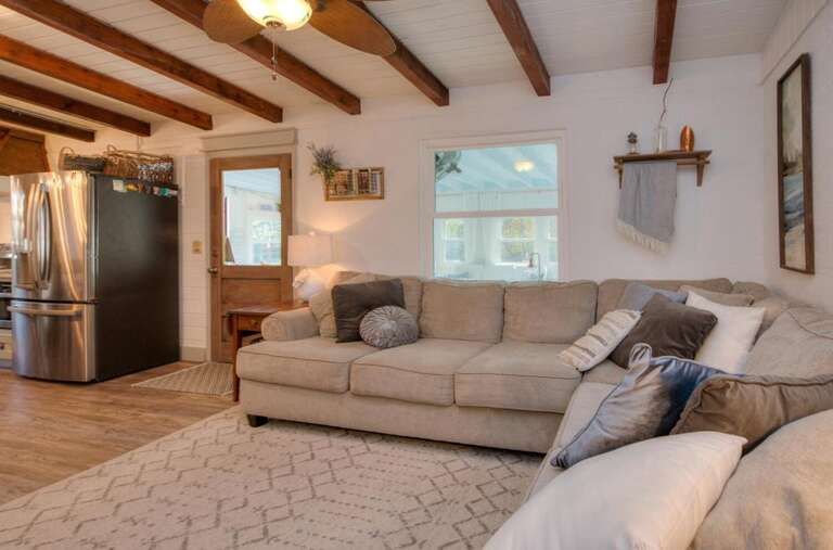 Hemingway's Roost 6 GW 1.2023