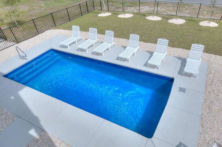 Pool
 Reshoot GW 5.5.23