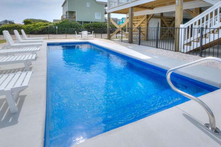 Pool
Reshoot GW 5.5.23