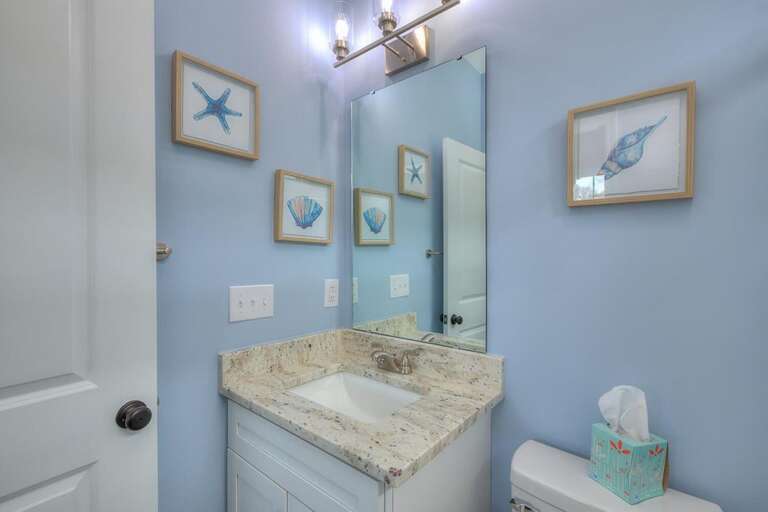 Full bathroom with shower/tub
GW 4.1.23