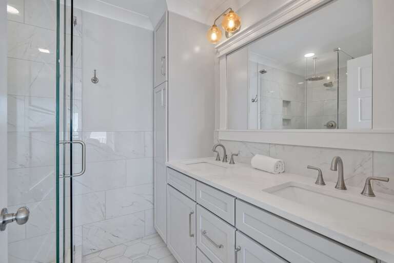 Bathroom 
CG 10.20.23