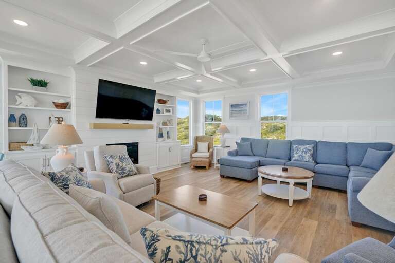 La Vita Bella 7 1st Flr LR CG 10.20.23 