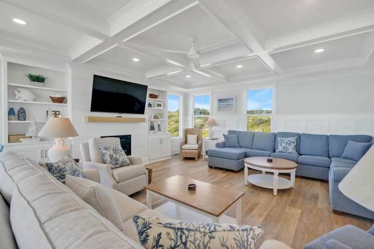 Living Room 
CG 10.20.23