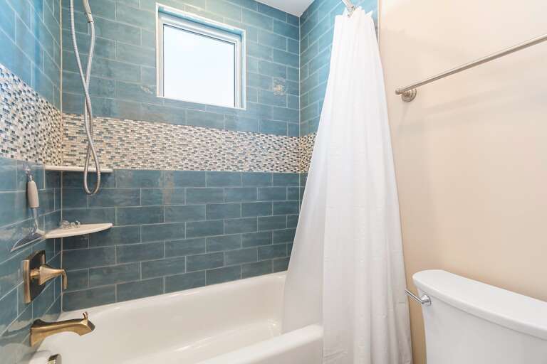 Bathroom 
CS 8.11.23