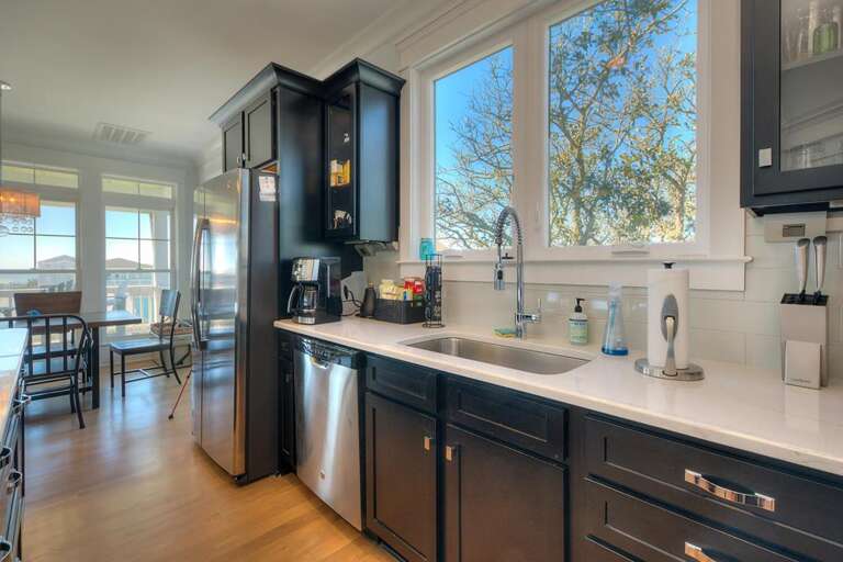 Blue Waves Kitchen Stainless Steel Appliance 