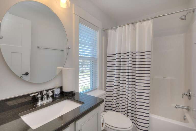 Blue Waves Bedroom 4 Attached Bathroom 