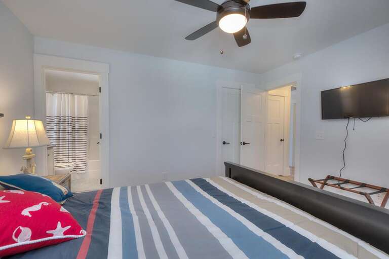 Blue Waves Bedroom 4 with attached bathroom