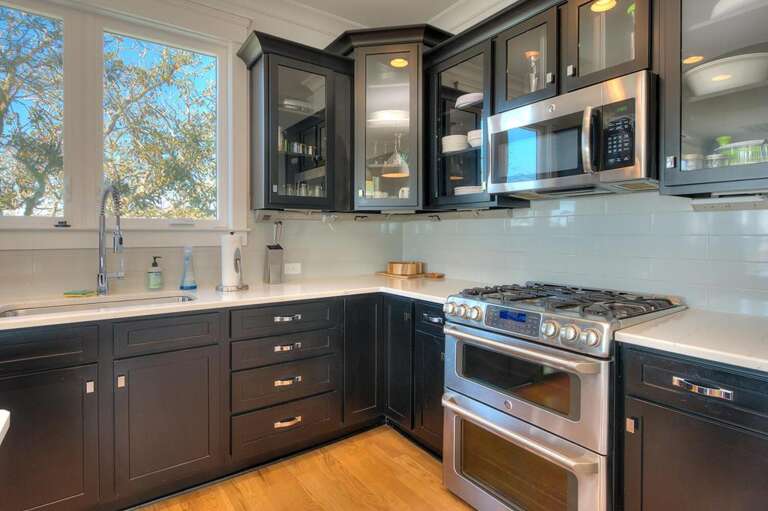 Blue Waves Kitchen Close Up 