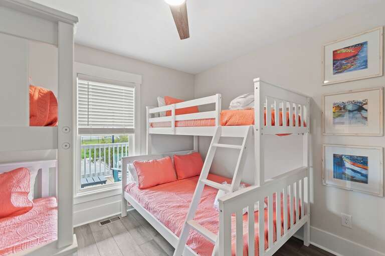 Bunk Bed twin/twin
Bunk Bed twin/double