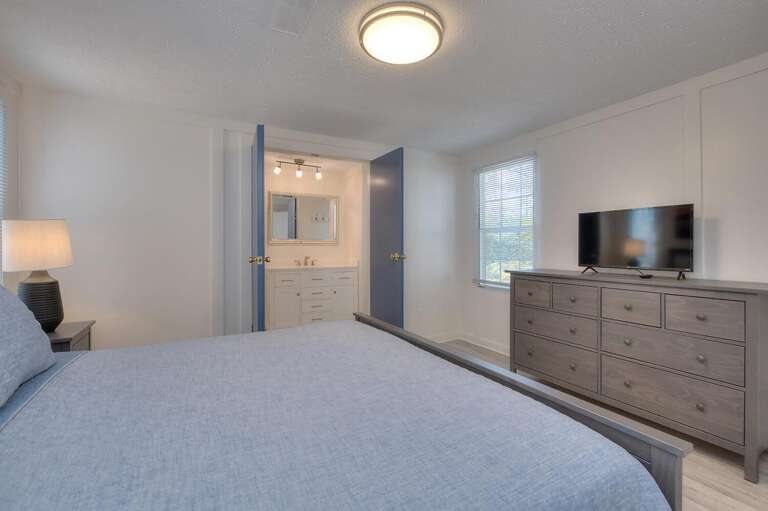 Bedroom 
GW 4.1.23