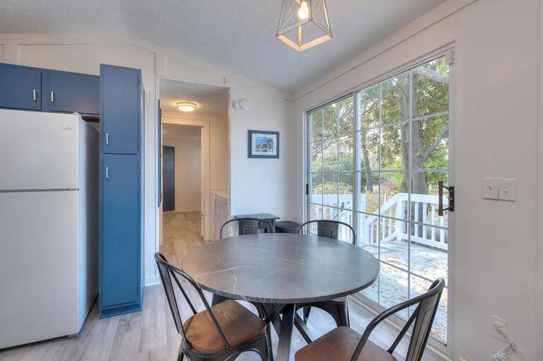 Dining Area
GW 4.1.23