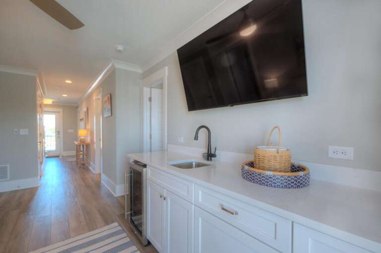 2nd Living Area
