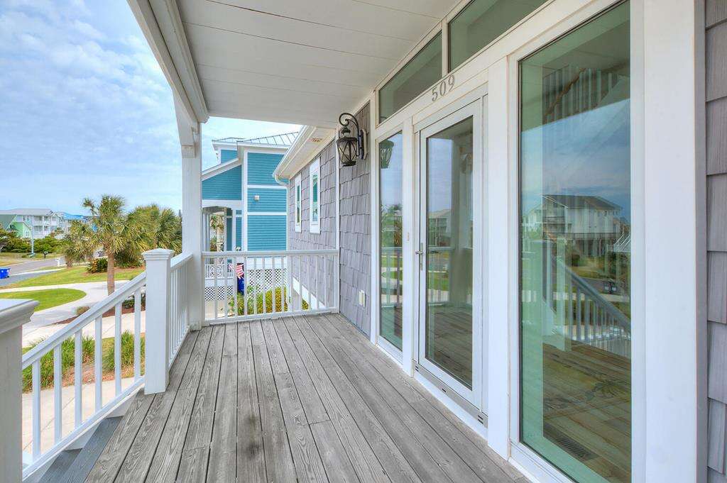 One More Day Caswell 5 Bedroom Vacation Rental in Caswell Beach, NC