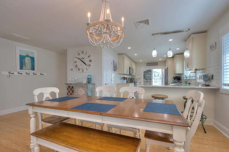 Dining Area
GW 5.16.23