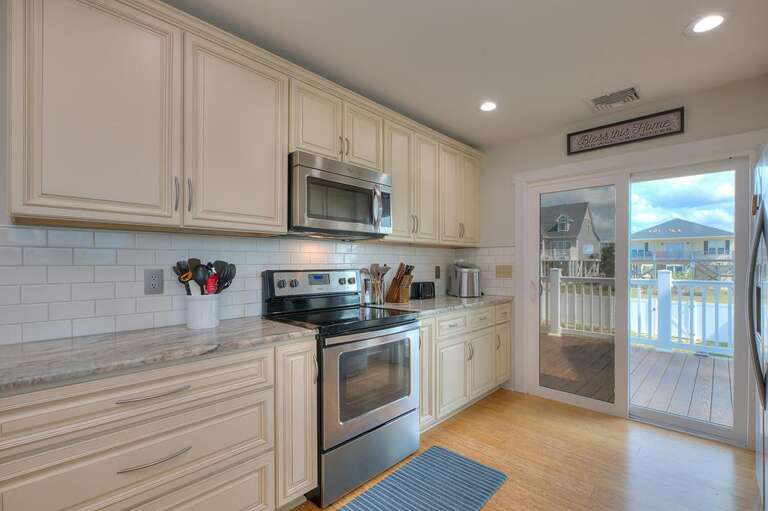 Kitchen
GW 5.16.23