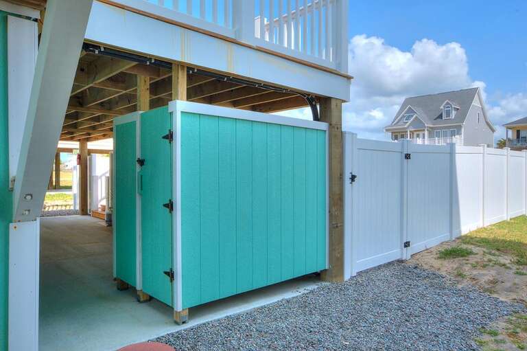 Outdoor shower
GW 5.16.23