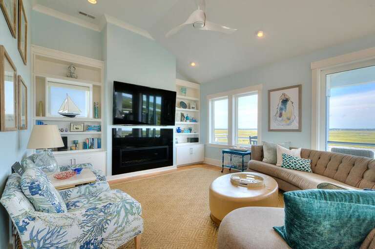 Main Living Room with Electric Fire Place and TV
GW 5.22.24