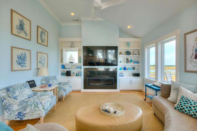 Main Living Room with Electric Fire Place and TV
GW 5.22.24