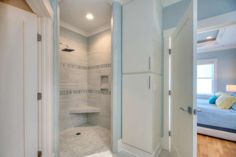 Yellow and Blue King Bathroom Walk in Shower
GW 5.22.24