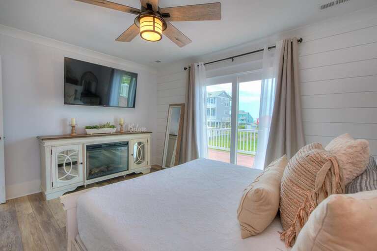 Bedroom 
GW 7.17.23
