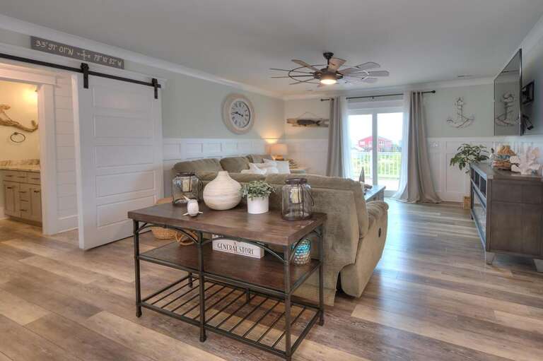 Living Room 
GW 7.17.23