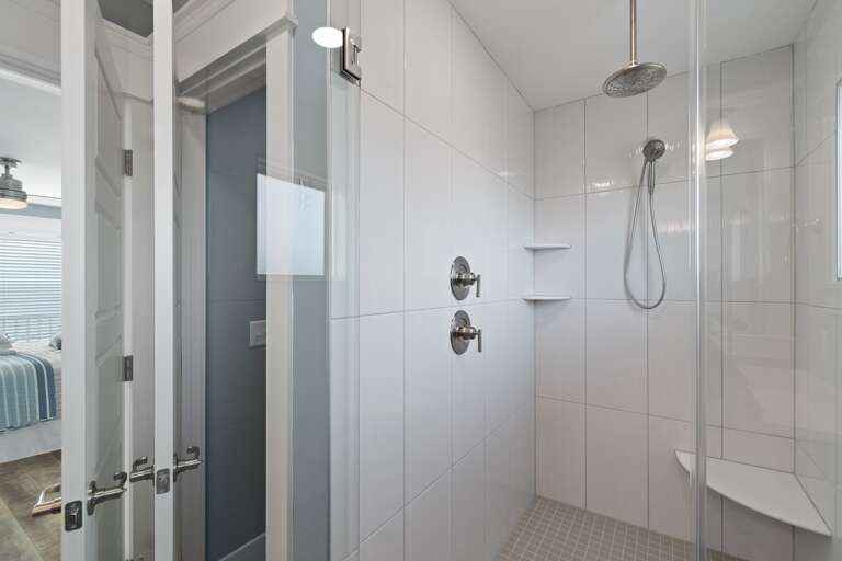 Full bathroom with walk in shower
CS 1.12.24