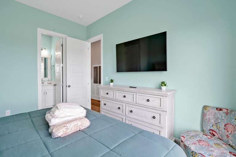 Aquila West 32 CG 4.16.24