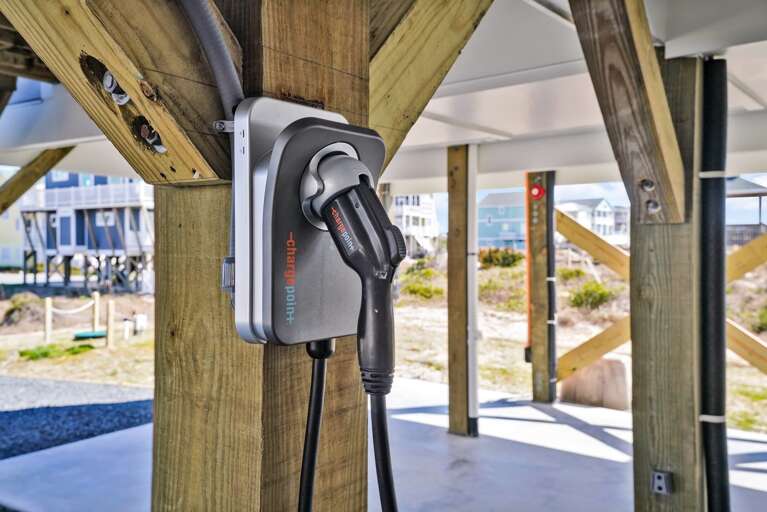 Car Charger
CG 3.8.24