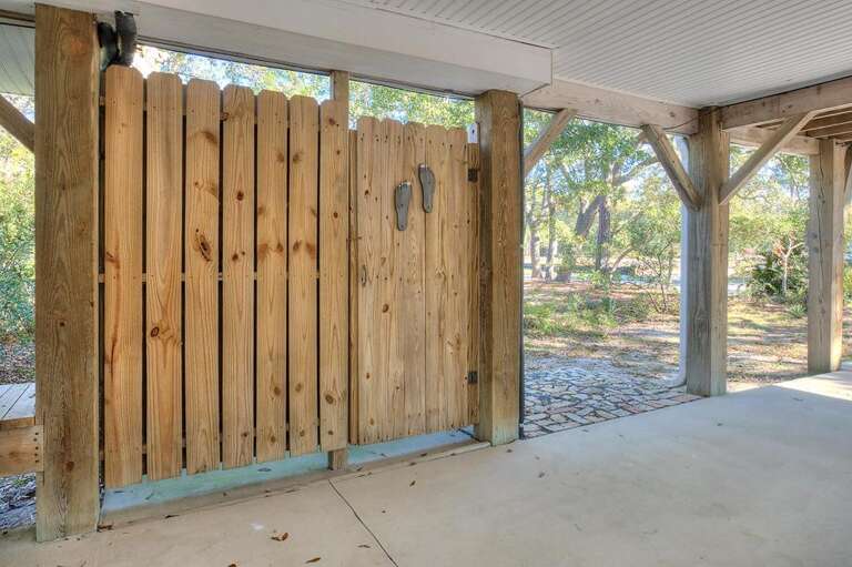Outdoor shower
GW 11.7.23