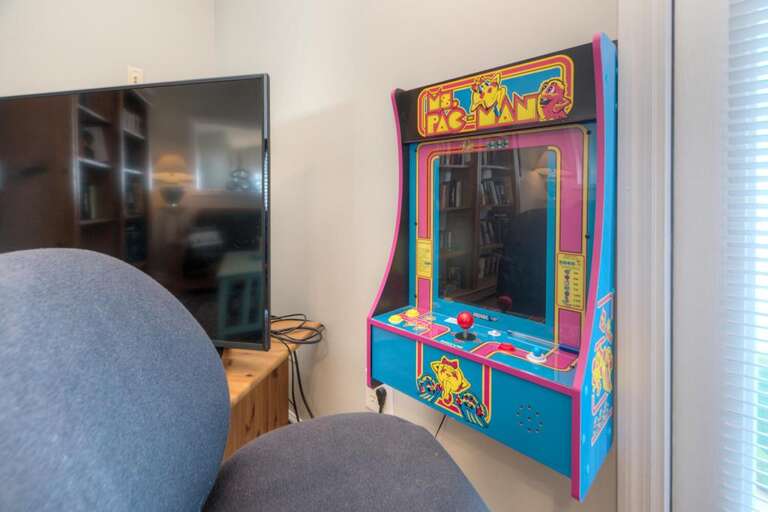 Coral House 16 GW 11-21-25