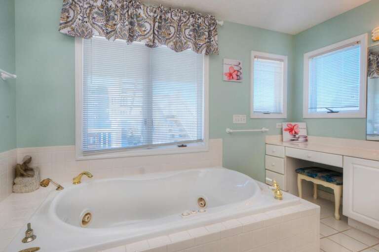 Coral House 28 GW 11-21-25