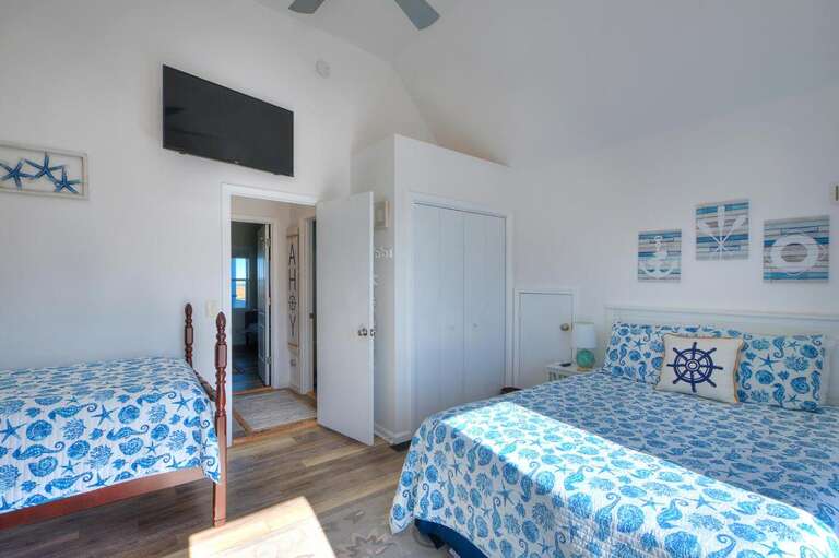 A-Frameable Moment 32 GW 1.31.24