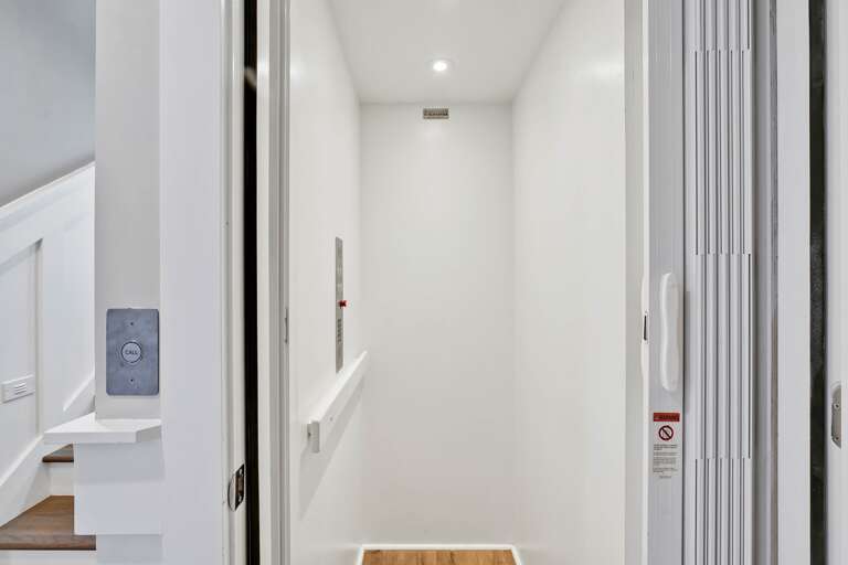 Elevator
CG 4.12.25