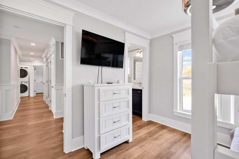 King Bedroom
CG 4.12.25