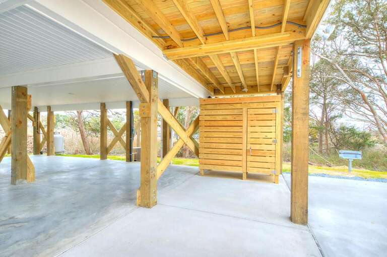 Outdoor shower
GW 3.2.24