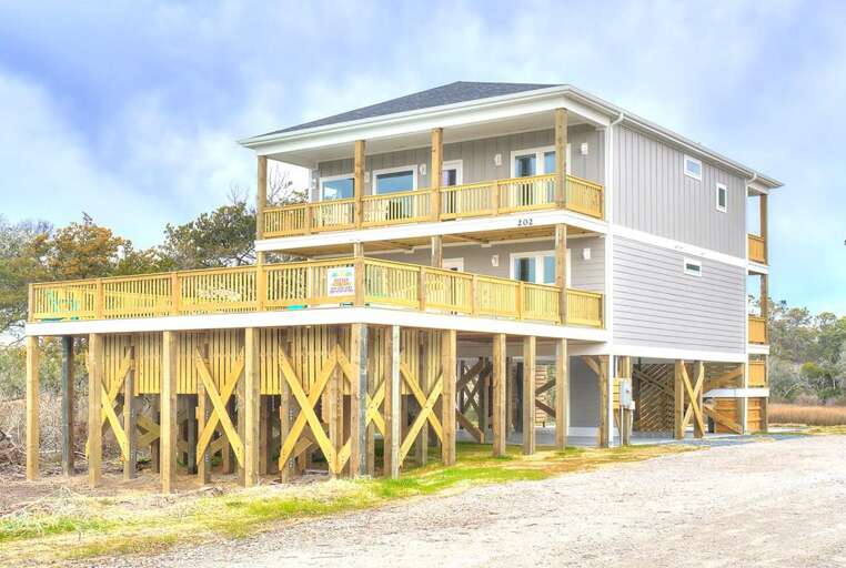 Sunset Straits 67 GW 3.2.24