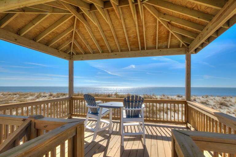 Deck with sitting area
GW 2.6.24